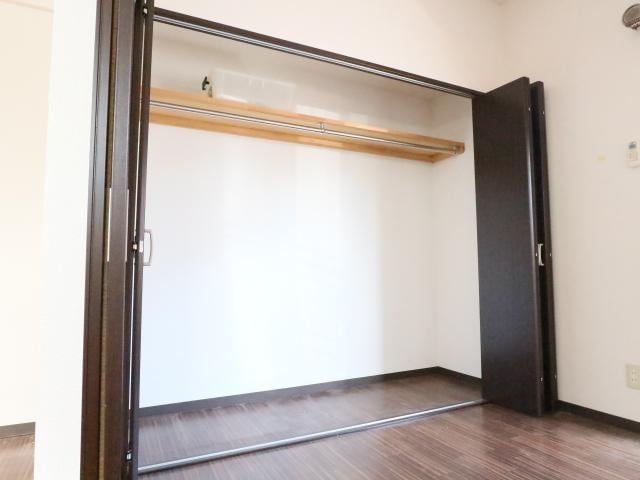  近鉄難波線・奈良線/近鉄奈良駅 バス10分八軒町下車:停歩9分 3階 築17年