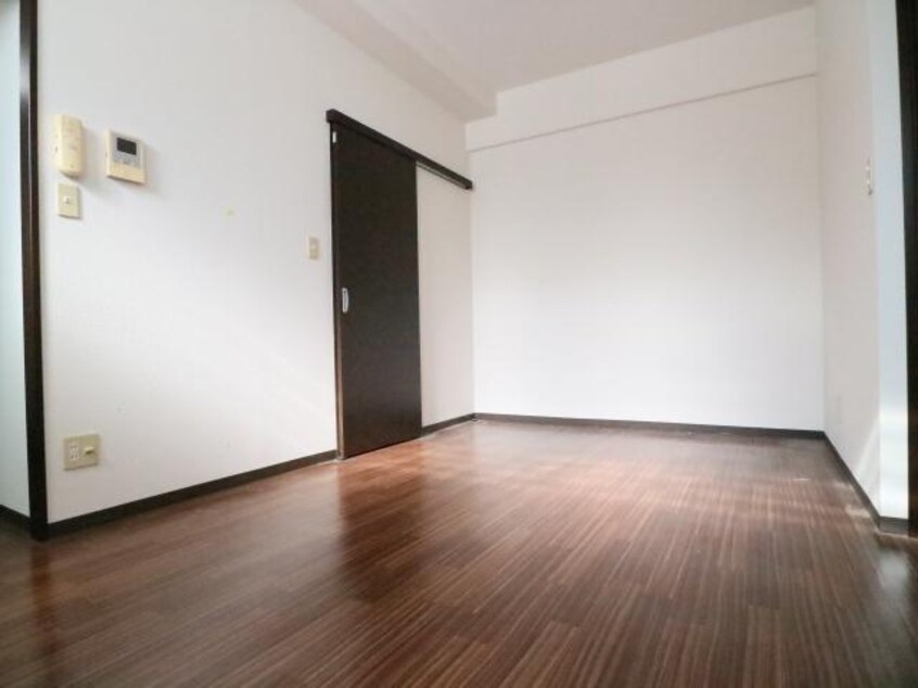  近鉄難波線・奈良線/近鉄奈良駅 バス10分八軒町下車:停歩9分 3階 築17年