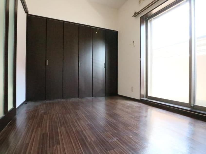  近鉄難波線・奈良線/近鉄奈良駅 バス10分八軒町下車:停歩9分 3階 築17年