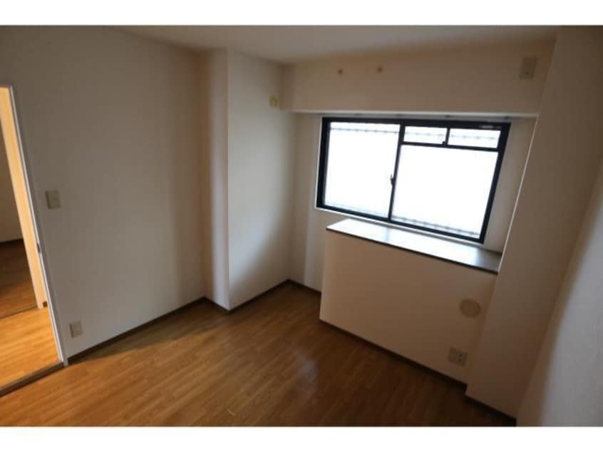  近鉄難波線・奈良線/新大宮駅 徒歩8分 2階 築29年