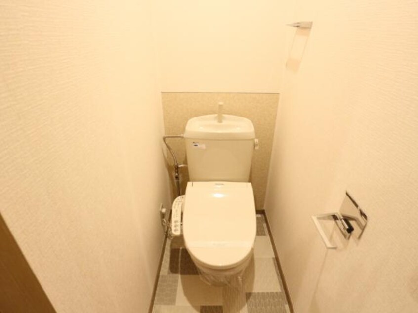  近鉄難波線・奈良線/近鉄奈良駅 徒歩8分 1階 築26年