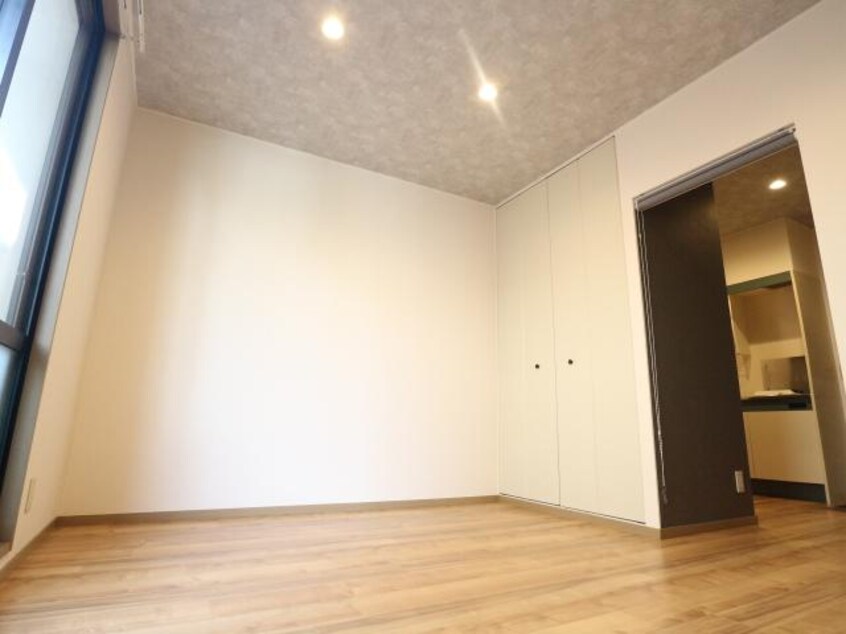  近鉄難波線・奈良線/近鉄奈良駅 徒歩8分 1階 築26年