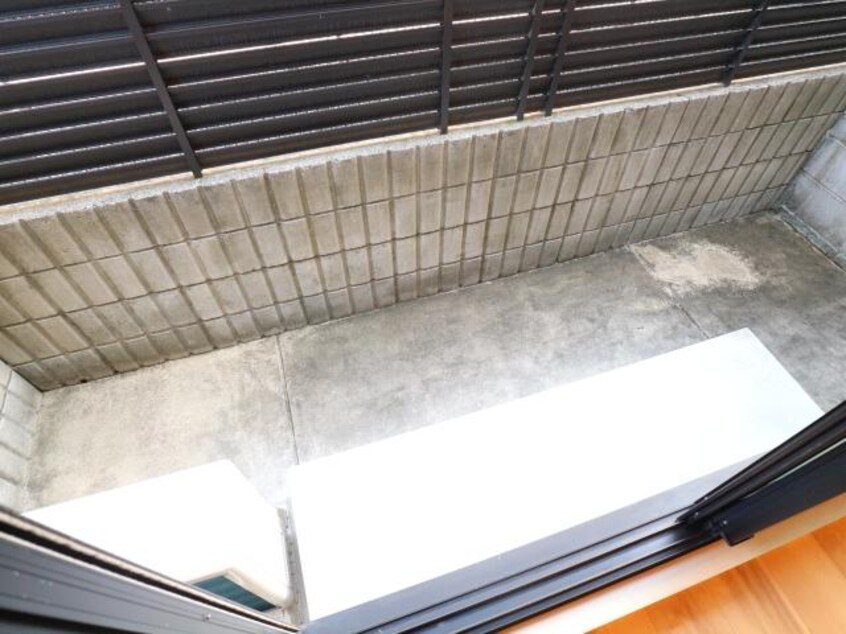  近鉄難波線・奈良線/近鉄奈良駅 徒歩8分 1階 築26年