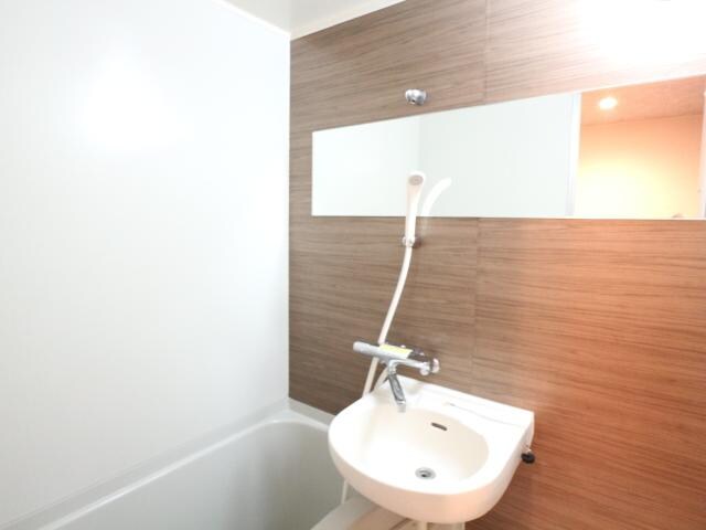  近鉄難波線・奈良線/近鉄奈良駅 徒歩8分 1階 築26年