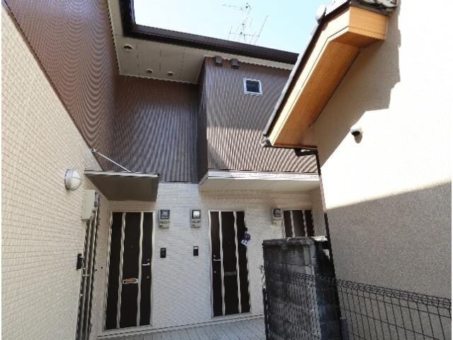  近鉄難波線・奈良線/近鉄奈良駅 徒歩11分 1階 築16年