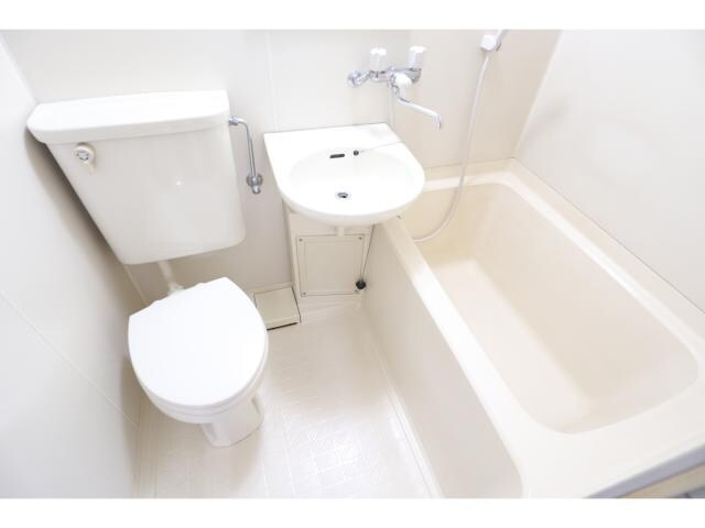  近鉄難波線・奈良線/近鉄奈良駅 徒歩13分 1階 築30年