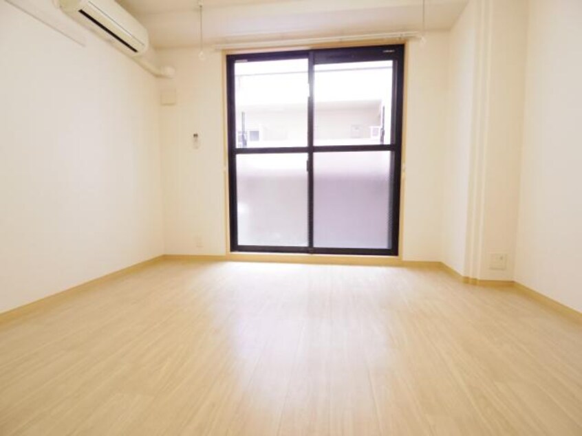  近鉄難波線・奈良線/新大宮駅 徒歩3分 3階 築15年