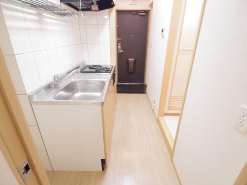  近鉄難波線・奈良線/新大宮駅 徒歩3分 3階 築15年