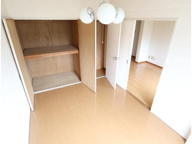  近鉄難波線・奈良線/新大宮駅 徒歩10分 2階 築38年