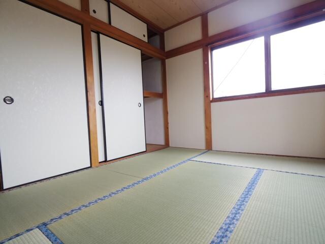  近鉄難波線・奈良線/近鉄奈良駅 バス14分南方町下車:停歩5分 1階 築41年