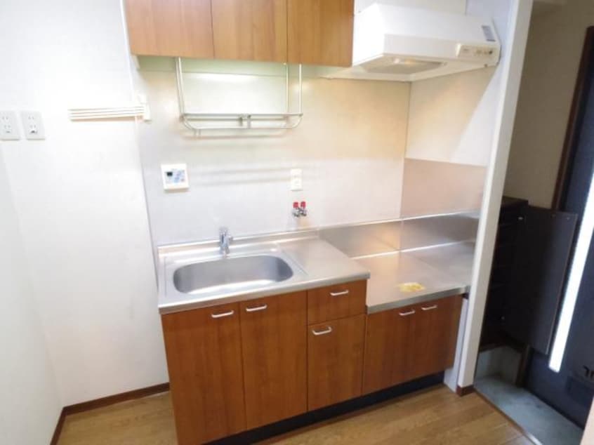  近鉄難波線・奈良線/近鉄奈良駅 バス13分護国神社下車:停歩5分 1階 築25年