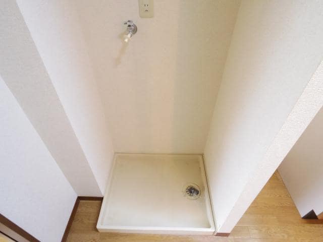  近鉄難波線・奈良線/近鉄奈良駅 バス13分護国神社下車:停歩5分 1階 築25年