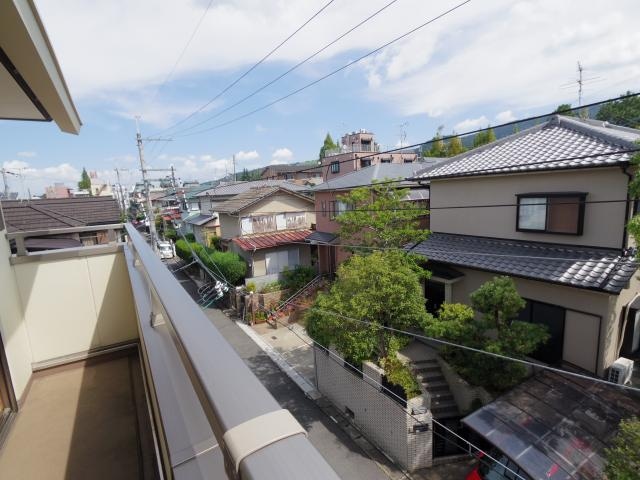  近鉄難波線・奈良線/近鉄奈良駅 バス10分高畑住宅停下車:停歩2分 3階 築11年