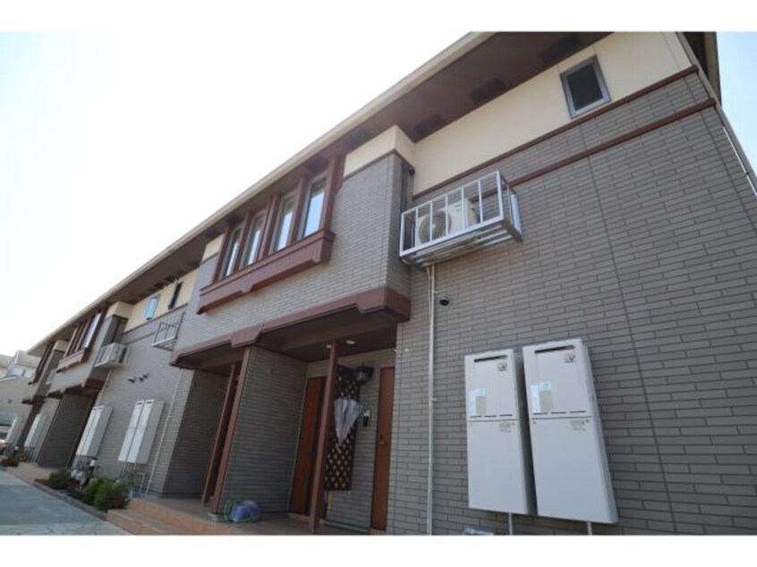  近鉄難波線・奈良線/近鉄奈良駅 バス16分梅美台7丁目下車:停歩3分 1階 築11年