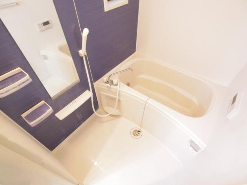  大和路線・関西本線/奈良駅 バス13分西九条町下車:停歩5分 2階 築11年