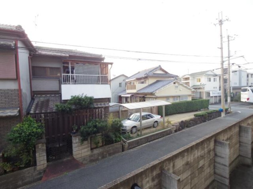  近鉄難波線・奈良線/近鉄奈良駅 バス14分永井町下車:停歩4分 2階 築32年