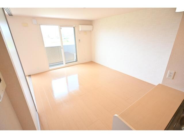  大和路線・関西本線/奈良駅 バス8分北神殿下車:停歩6分 2階 築11年