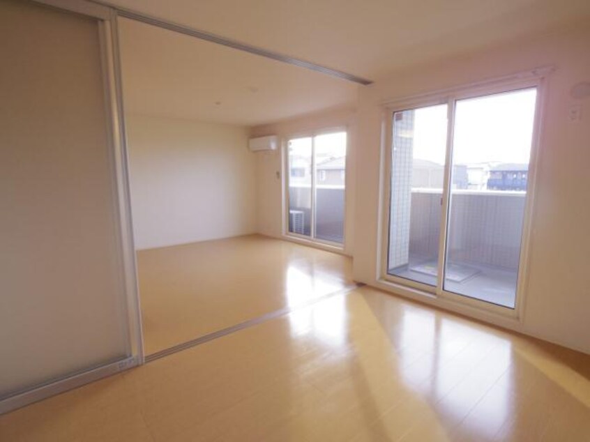  大和路線・関西本線/奈良駅 バス8分北神殿下車:停歩6分 2階 築11年