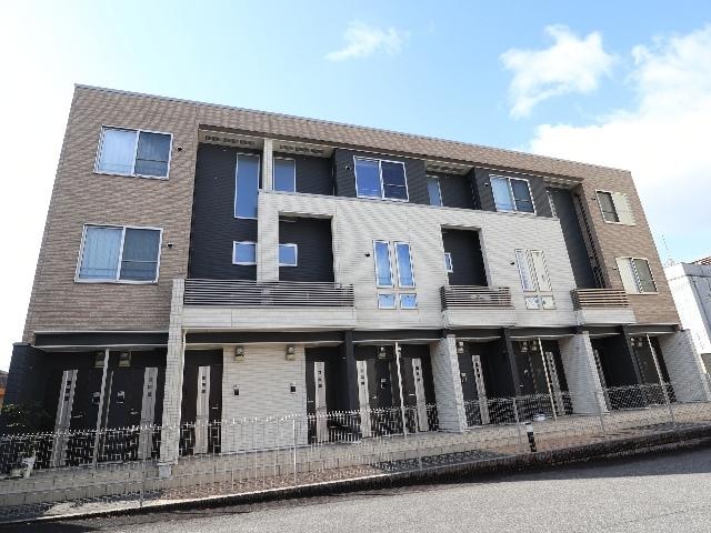  近鉄難波線・奈良線/近鉄奈良駅 徒歩17分 1階 築10年