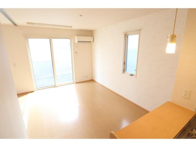  大和路線・関西本線/奈良駅 バス13分西九条町下車:停歩3分 1階 築10年