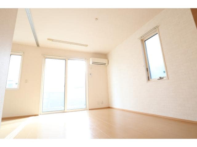  大和路線・関西本線/奈良駅 バス13分西九条町下車:停歩3分 1階 築10年