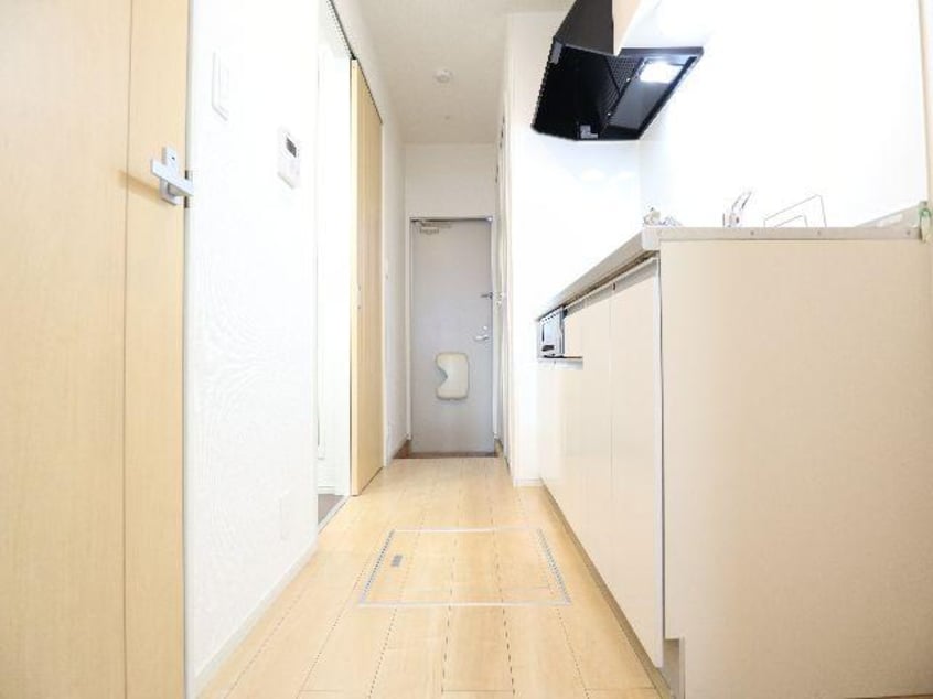  近鉄難波線・奈良線/近鉄奈良駅 バス24分大和ハウス前下車:停歩10分 1階 築9年