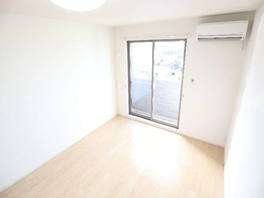  近鉄難波線・奈良線/近鉄奈良駅 バス24分大和ハウス前下車:停歩10分 1階 築9年