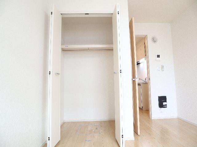  近鉄難波線・奈良線/近鉄奈良駅 バス24分大和ハウス前下車:停歩10分 1階 築9年