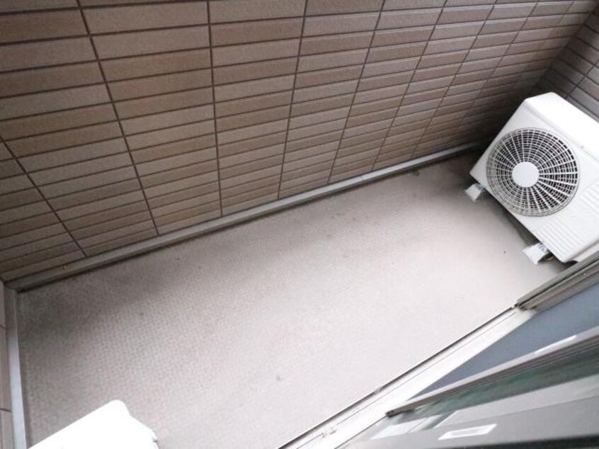 大和路線・関西本線/木津駅 徒歩23分 1階 築9年
