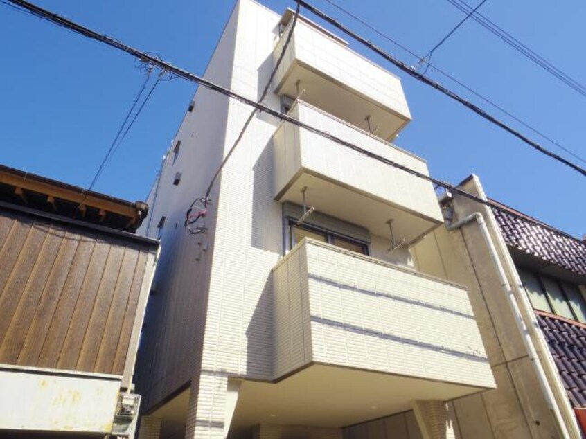  近鉄難波線・奈良線/近鉄奈良駅 徒歩12分 2階 築8年