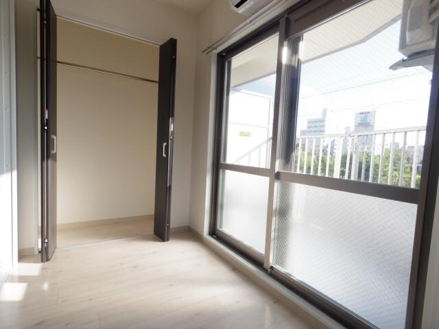  近鉄難波線・奈良線/新大宮駅 徒歩13分 4階 築9年