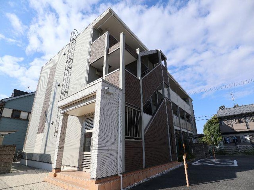  近鉄難波線・奈良線/近鉄奈良駅 バス20分大和ハウス下車:停歩8分 3階 築8年