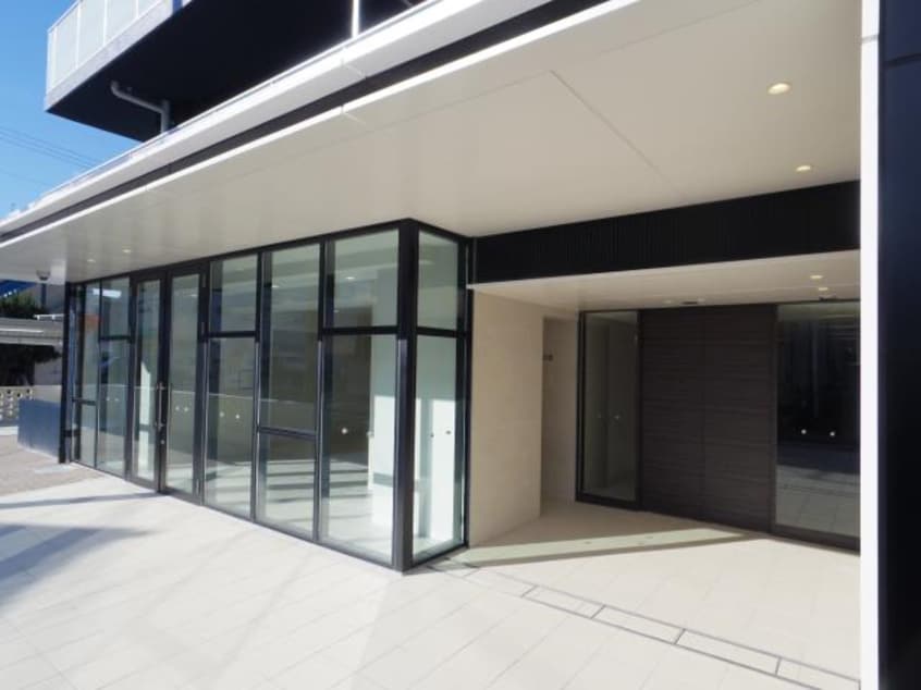  近鉄難波線・奈良線/新大宮駅 徒歩3分 5階 築8年