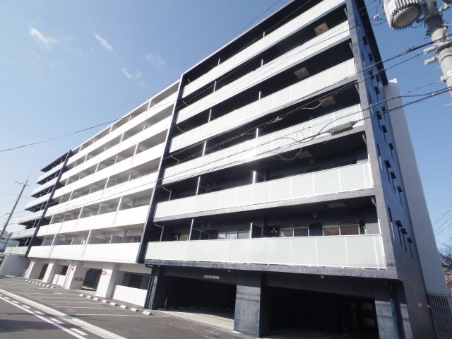  近鉄難波線・奈良線/新大宮駅 徒歩3分 5階 築8年