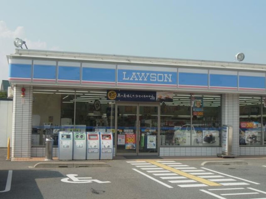 ローソン木津川州見台店(コンビニ)まで371m 近鉄難波線・奈良線/近鉄奈良駅 バス12分州見台５丁目下車:停歩3分 2階 築8年