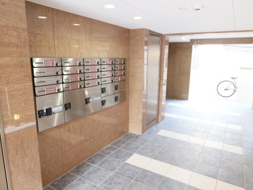  奈良線/奈良駅 徒歩7分 1階 築8年