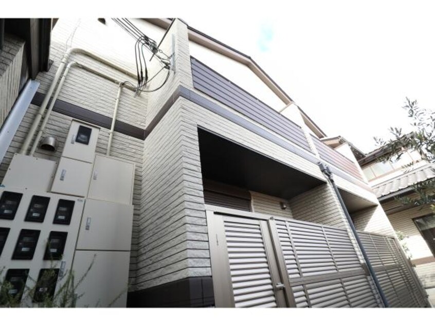  大和路線・関西本線/奈良駅 徒歩3分 1階 築8年