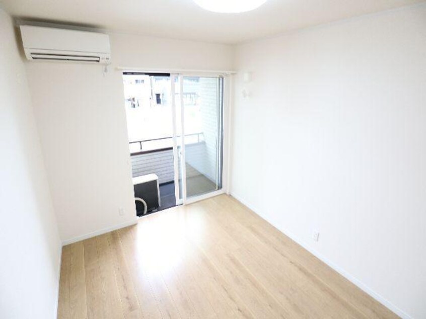  大和路線・関西本線/奈良駅 徒歩3分 1階 築8年