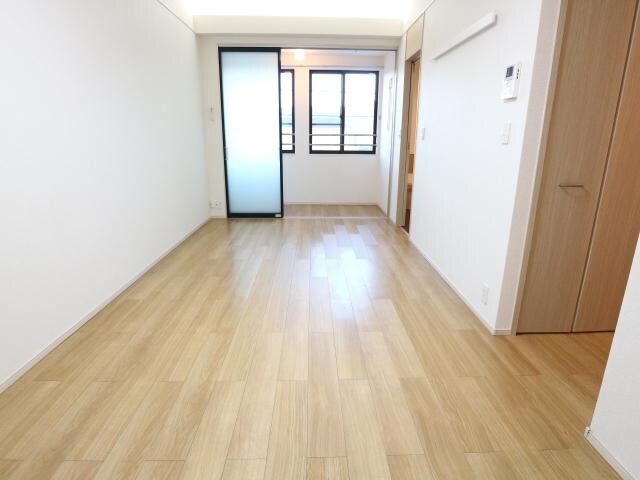  近鉄難波線・奈良線/新大宮駅 徒歩13分 2階 築11年