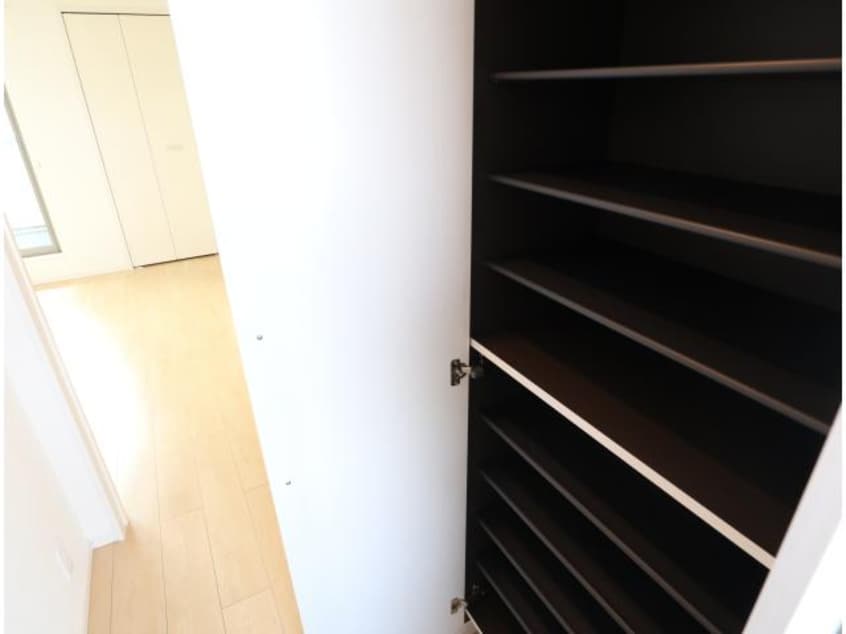  近鉄難波線・奈良線/新大宮駅 徒歩14分 2階 築8年