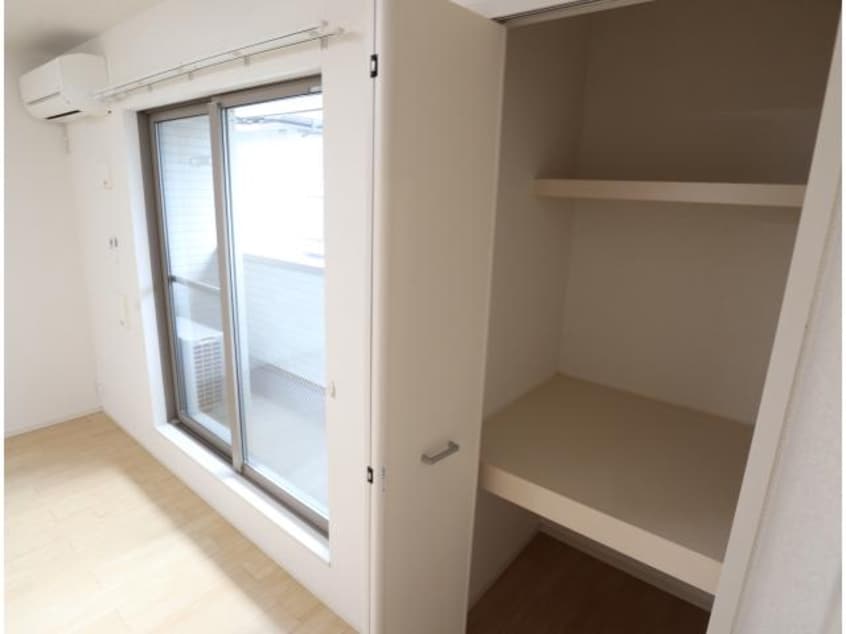  近鉄難波線・奈良線/新大宮駅 徒歩14分 2階 築8年