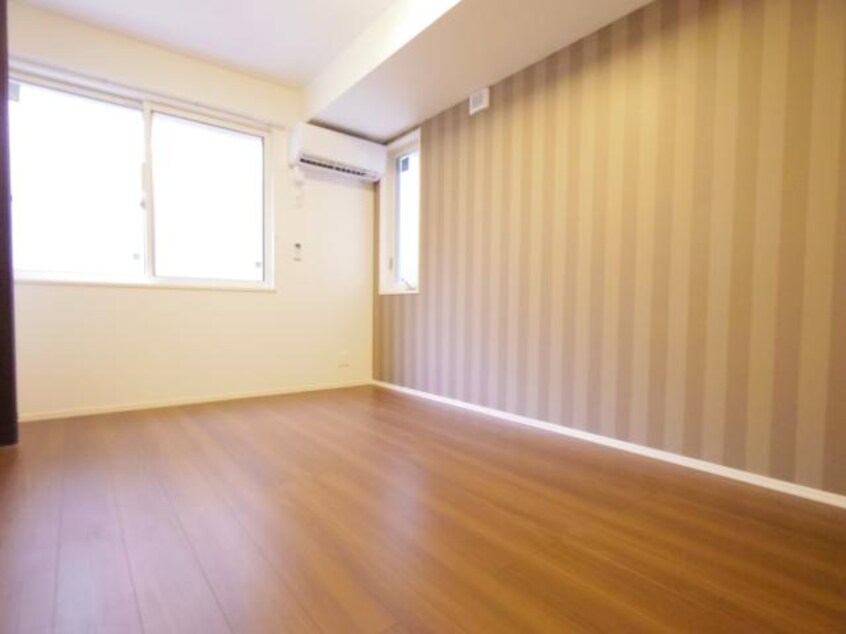  近鉄難波線・奈良線/新大宮駅 徒歩17分 1階 築7年