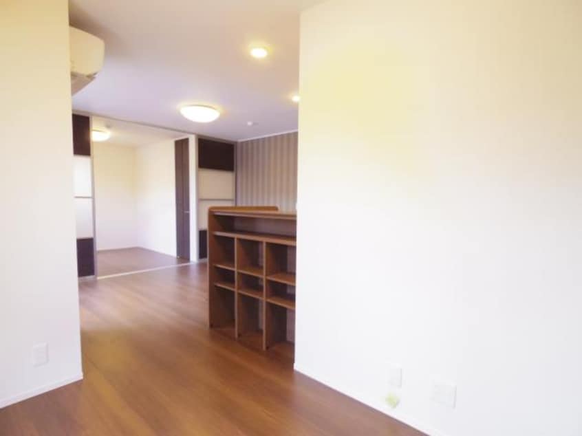  近鉄難波線・奈良線/新大宮駅 徒歩17分 1階 築7年