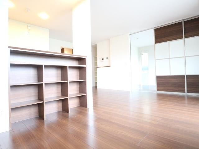  近鉄難波線・奈良線/近鉄奈良駅 バス14分北神殿下車:停歩5分 1階 築7年