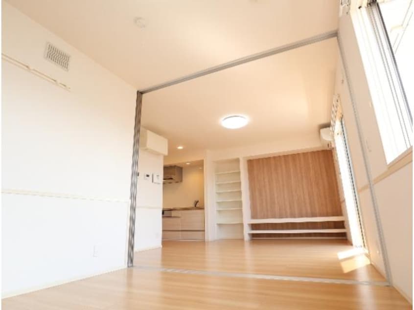  近鉄難波線・奈良線/近鉄奈良駅 バス20分西九条下車:停歩1分 2階 築7年