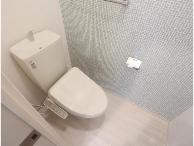  近鉄難波線・奈良線/近鉄奈良駅 バス20分西九条下車:停歩1分 2階 築7年