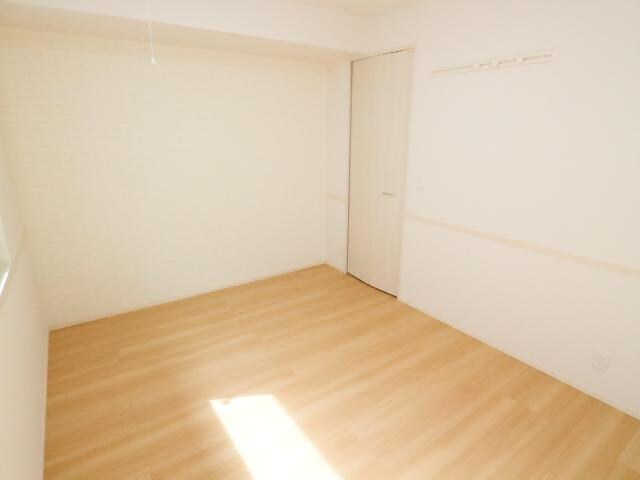  近鉄難波線・奈良線/近鉄奈良駅 バス20分西九条下車:停歩1分 1階 築7年