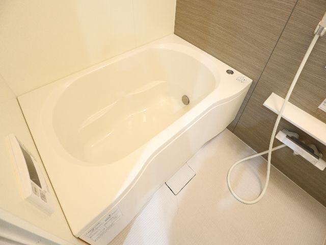  近鉄難波線・奈良線/新大宮駅 徒歩4分 2階 築6年