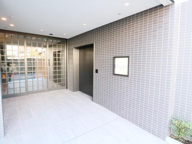  近鉄難波線・奈良線/新大宮駅 徒歩4分 2階 築6年