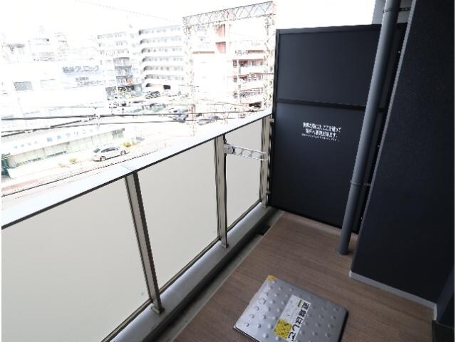  近鉄難波線・奈良線/新大宮駅 徒歩4分 2階 築6年